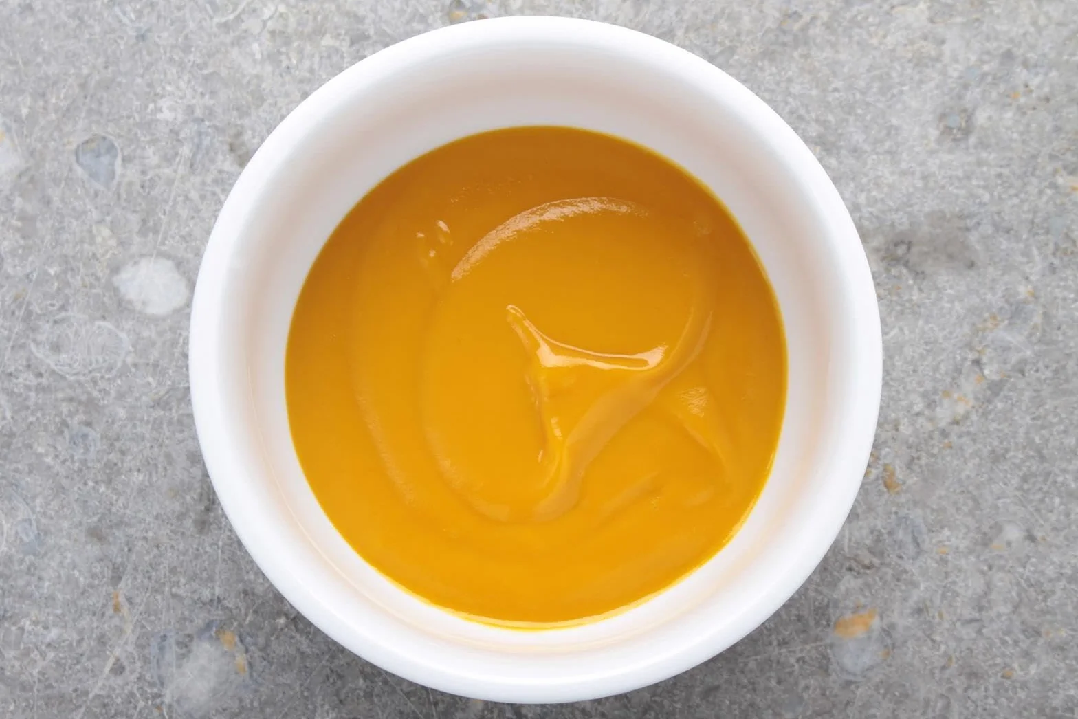 Amutha Alphonso - Puré de mango indio (850 g, fruta 100% auténtica, sin aditivos, sabor natural), perfecto para cócteles, como mangosauce, crema de mango y helado