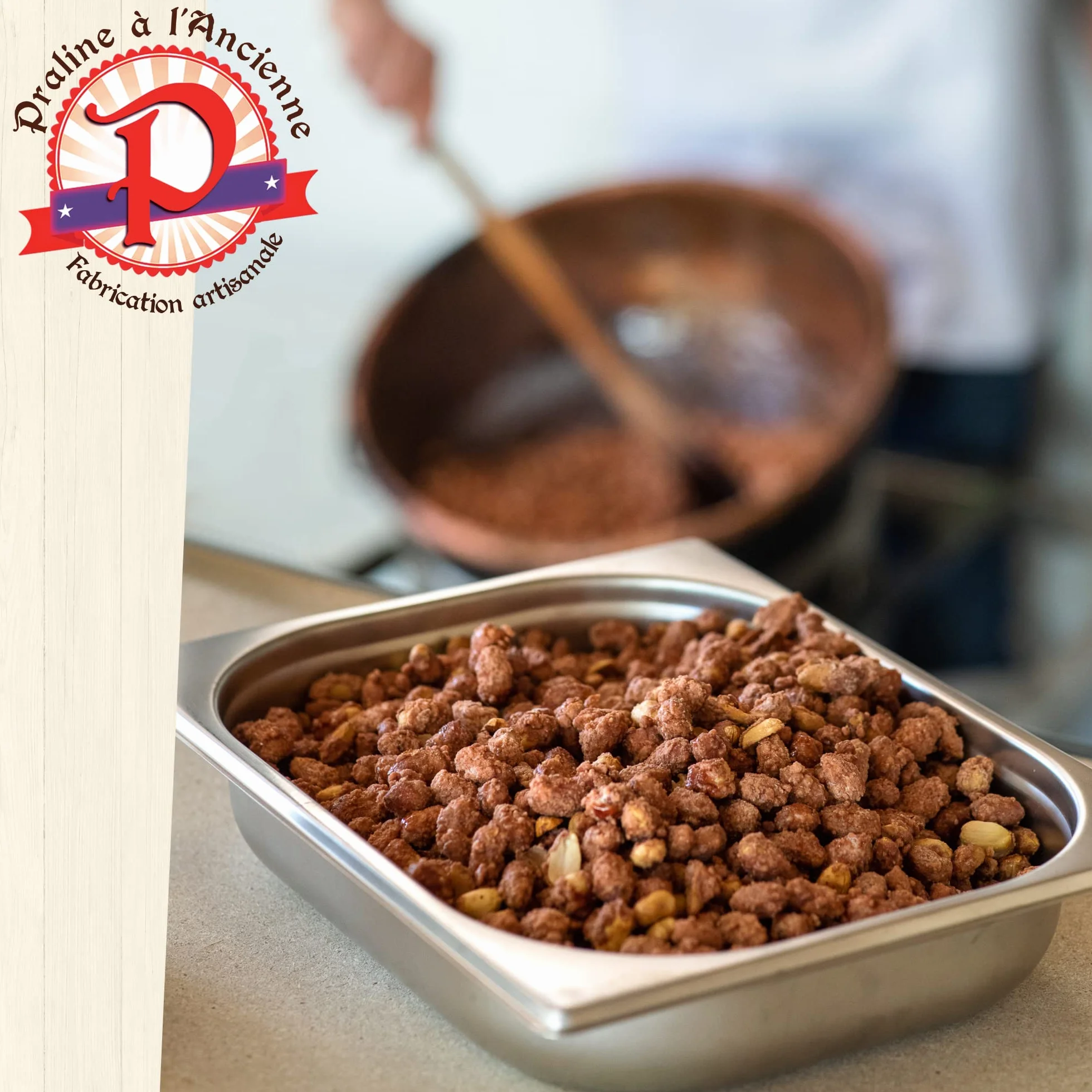 Pralinés a la Antigua - Caja de Regalo de Pralinés «Clásicos» - Delicias Artesanales Favoritas - Almendras, Pacanas, Cacahuetes - 3 Bolsitas - 430 gr - Fabricado en Francia